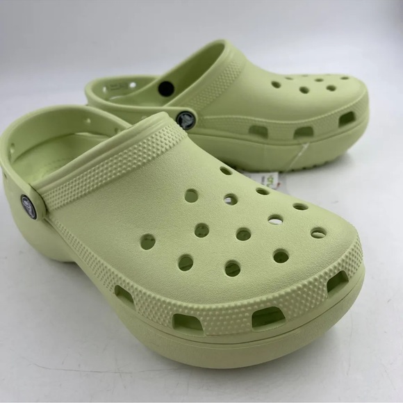 CROCS Shoes Nwt Crocs Womens Celery Classic Platform Clog Mule